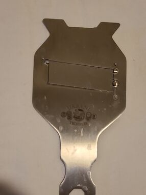 Urbani Truffles Cutter Metal, Adjustable